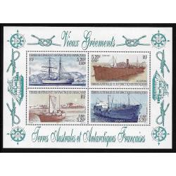 2001 -TAAF(réf Feuillet 302°° à 305°°) VIEUX GRÉEMENTS