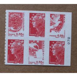 A1-J4 : Marianne et les valeurs de l'Europe.  Autoadhésifs rouge