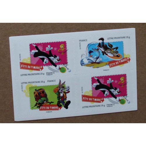 A1-L4 : Fête du timbre : Personnages de dessins animés des Looney Tunes. Autoahésifs