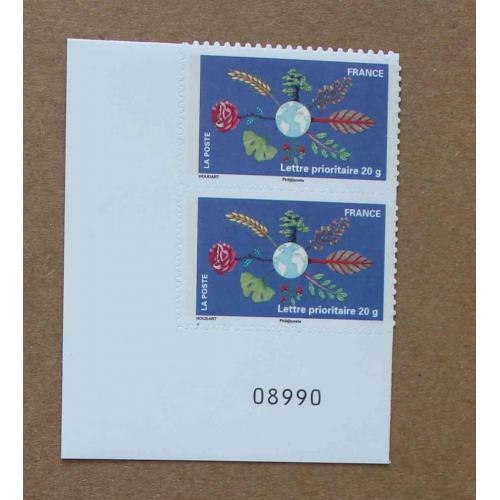 A2-I1 : Fête du timbre - Le timbre fête la Terre . Autoadhésifs