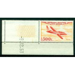 Timbre** France coin daté Poste Aérienne n° 32