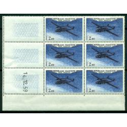 Timbres** France coin daté Poste Aérienne n° 38