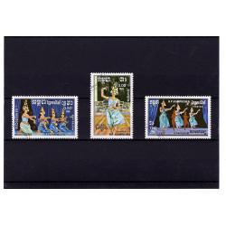 kampuchea. série complète danses traditionnelles 1985 (lot58)