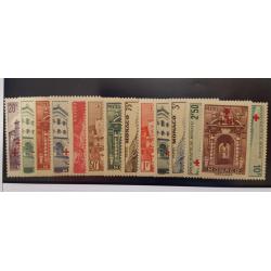 Série timbres de la croix rouge   **