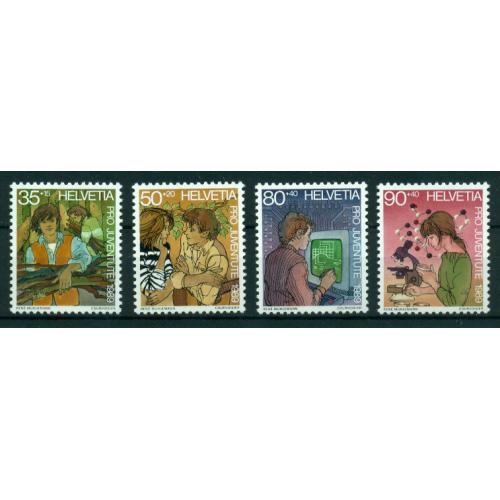 4 timbres neufs** de SUISSE. Le développement de l'enfant de 1989