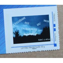 P2-P4 : Timbre-poste personnalisé filet bleu outremer / L'égoïsme est la rouille du moi