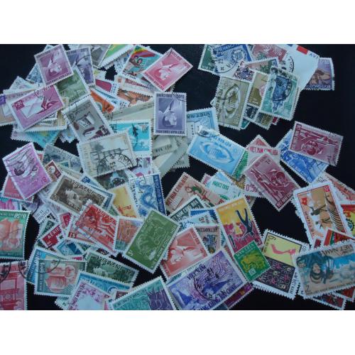 Vietnam lot de 200 timbres