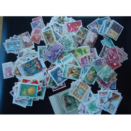 Vietnam lot de 200 timbres