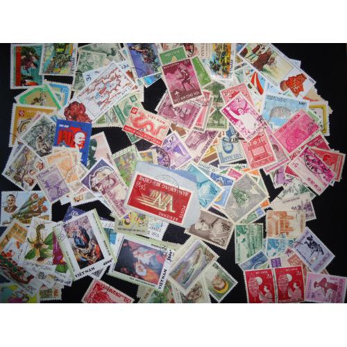 Vietnam lot de 200 timbres