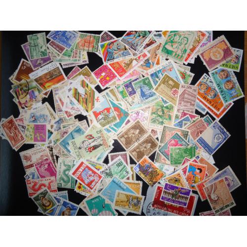 Vietnam lot de 200 timbres