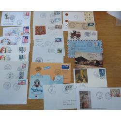 23 enveloppes commémoratives dont journée du timbre