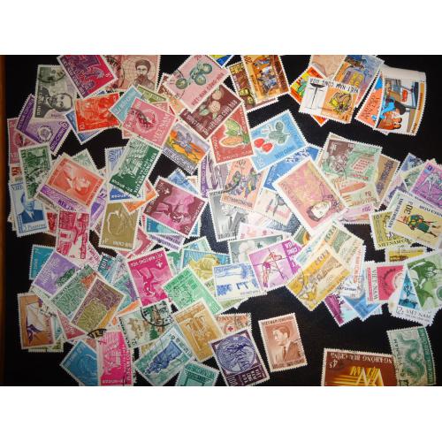 Vietnam sud + FM nord,160 timbres (dont Mi n° 122 obl) neufs et oblitérés