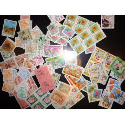 Vietnam petit vrac + de 100 timbres avec doubles